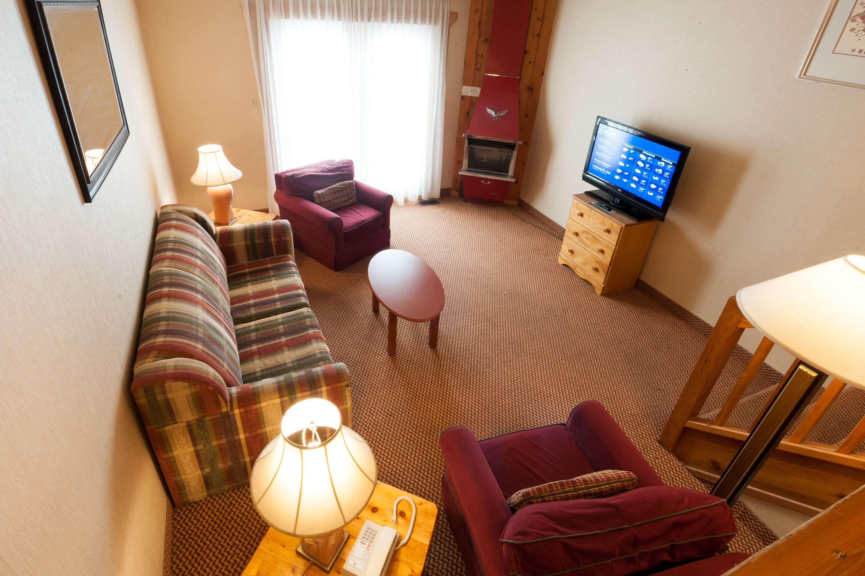 Pinestone Resort, Conference Centre, Spa & Golf Course 핼리버튼 외부 사진
