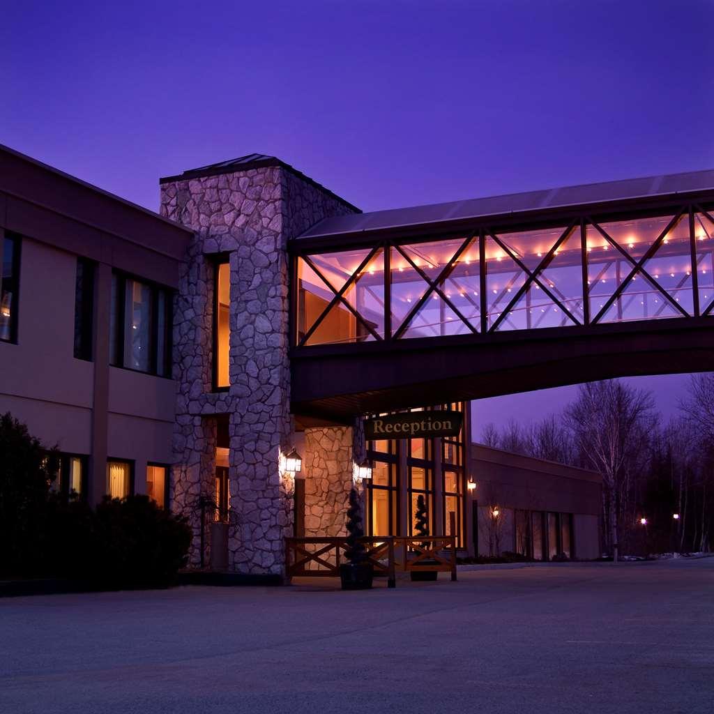 Pinestone Resort, Conference Centre, Spa & Golf Course 핼리버튼 외부 사진